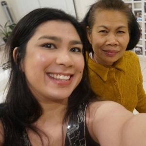 Meet your Posher, Lara